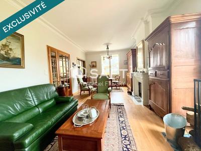 Maison - 135 m² - 6 pièces