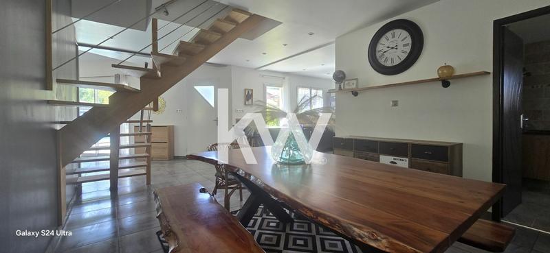 Maison - 159 m² - 5 pièces