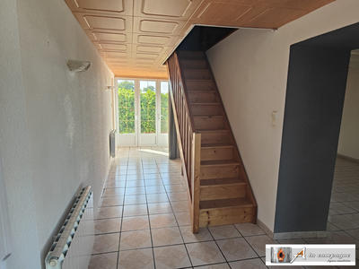Maison - 210 m² - 9 pièces