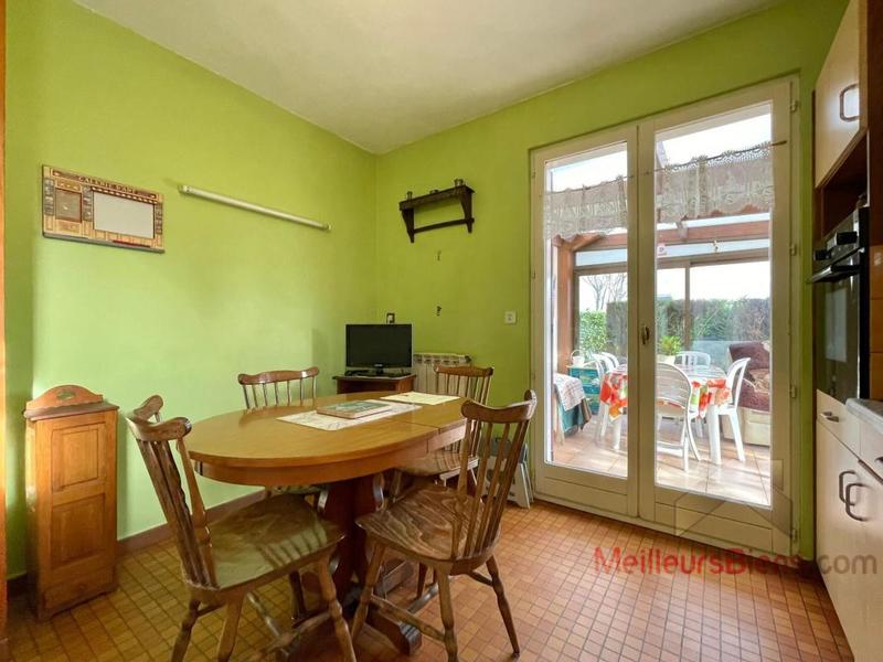 Maison - 96 m² - 5 pièces