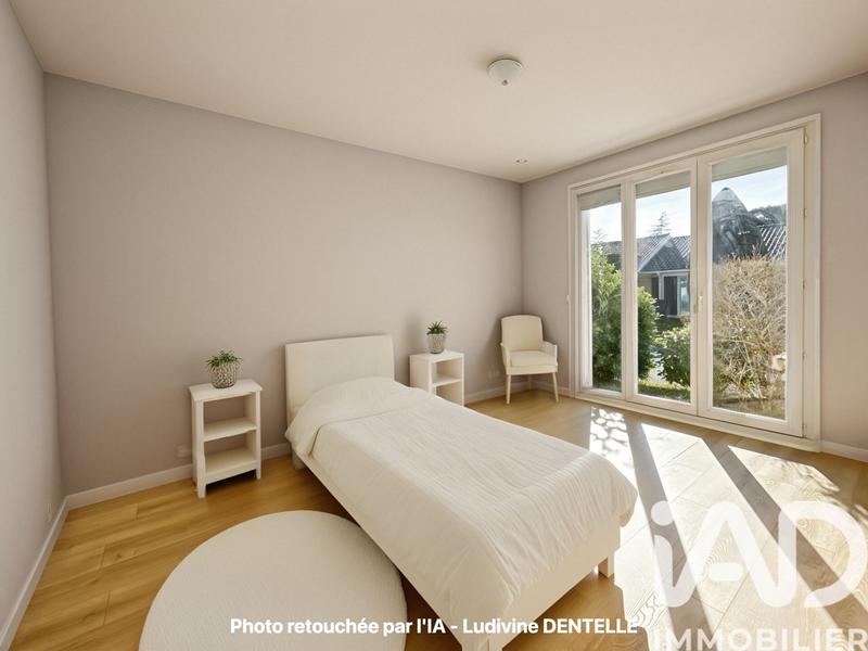 Maison - 142 m² - 6 pièces