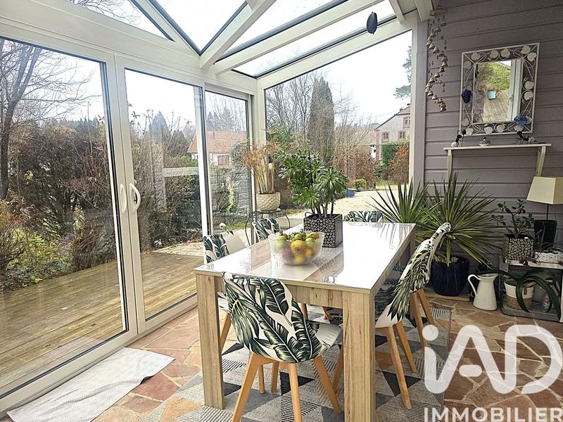 Maison - 210 m² - 7 pièces