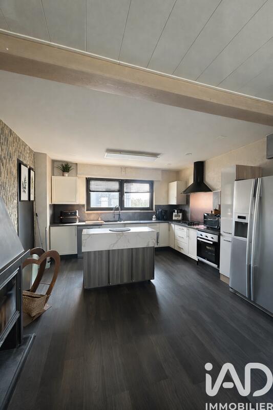 Maison - 141 m² - 5 pièces