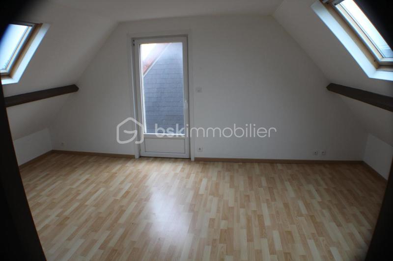 Maison - 104 m² - 5 pièces