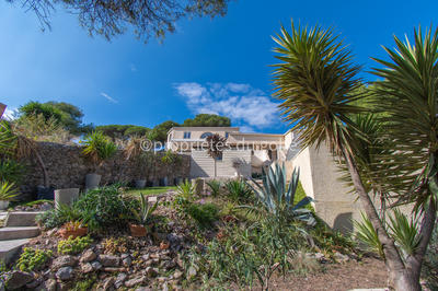 Maison - 184 m² - 4 pièces