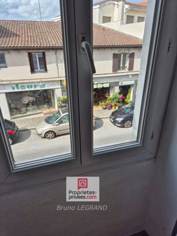 Maison - 450 m² - 12 pièces