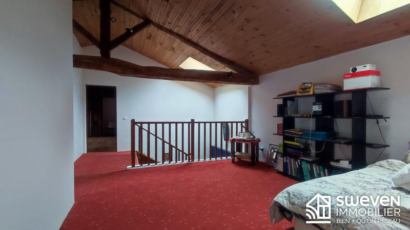 Maison ancienne - 210 m² - 6 pièces