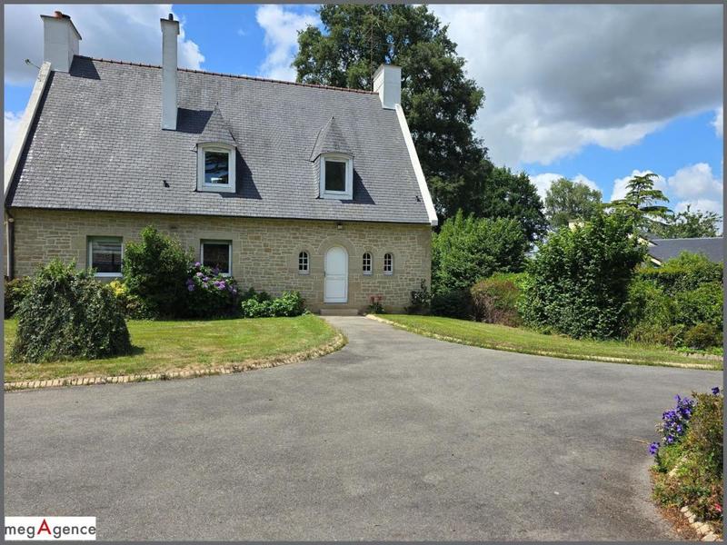 Maison en pierre - 155 m² - 7 pièces