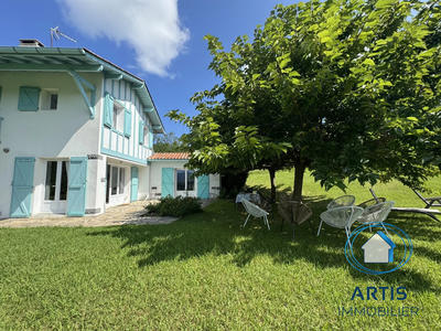 Maison - 163 m² - 6 pièces