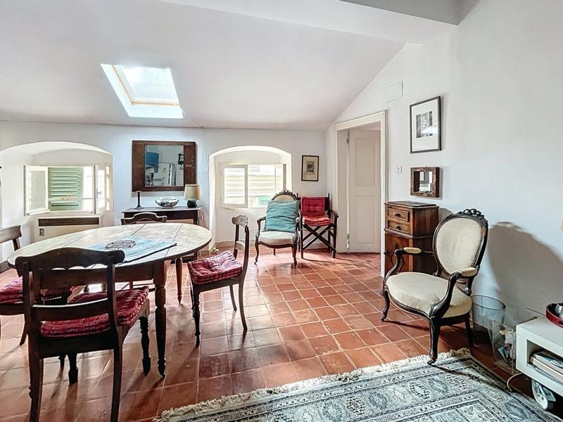 Appartement - 82 m² - 2 pièces