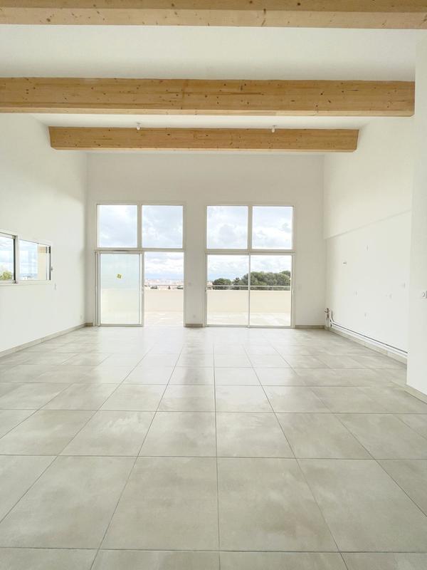 Appartement - 100 m² - 4 pièces