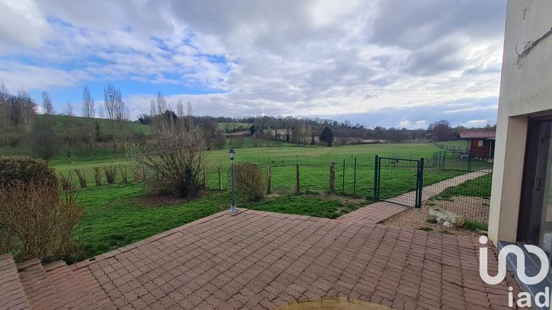 Maison - 240 m² - 9 pièces