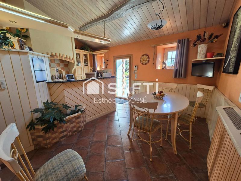 Maison - 137 m² - 5 pièces