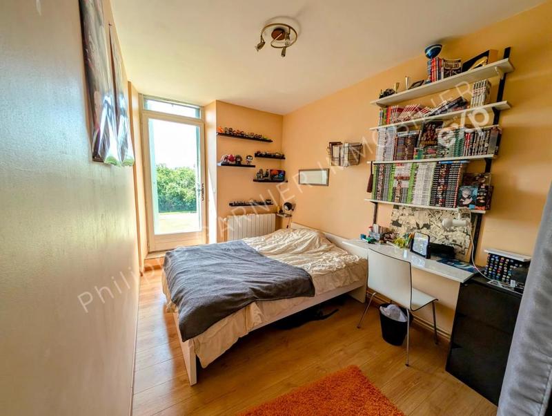 Maison - 180 m² - 7 pièces