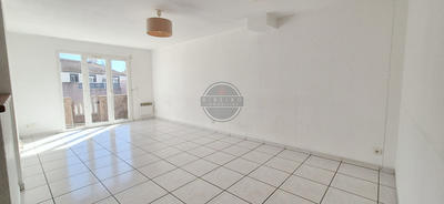 Maison - 82 m² - 5 pièces