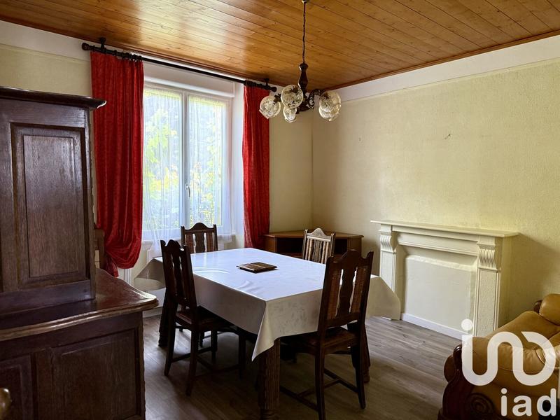 Maison - 98 m² - 5 pièces