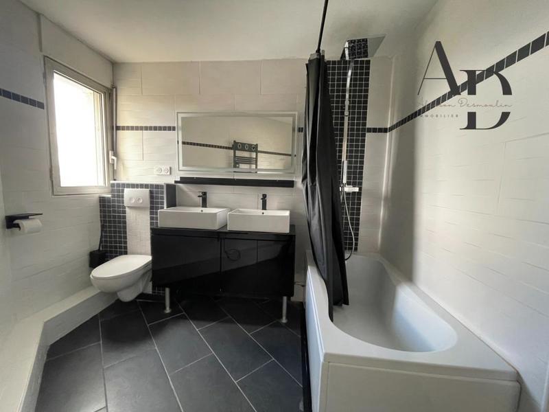 Appartement - 75 m² - 4 pièces