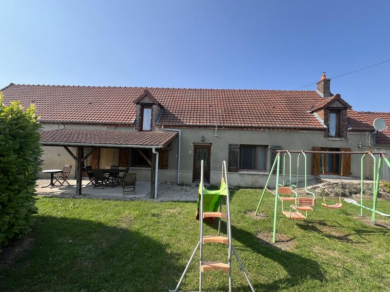 Maison - 140 m² - 5 pièces