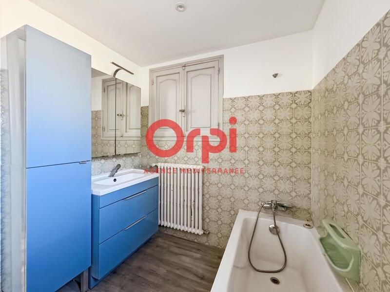 Appartement - 84 m² - 3 pièces