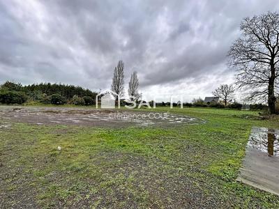 Terrain industriel - 1 542 m²