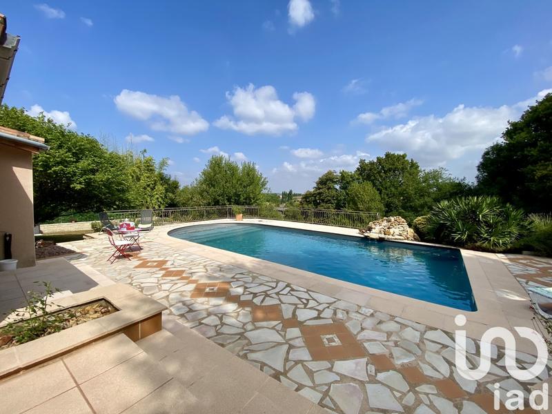 Maison - 215 m² - 5 pièces