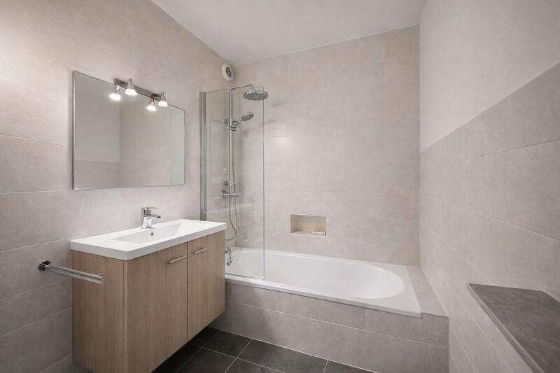 Appartement - 94 m² - 4 pièces