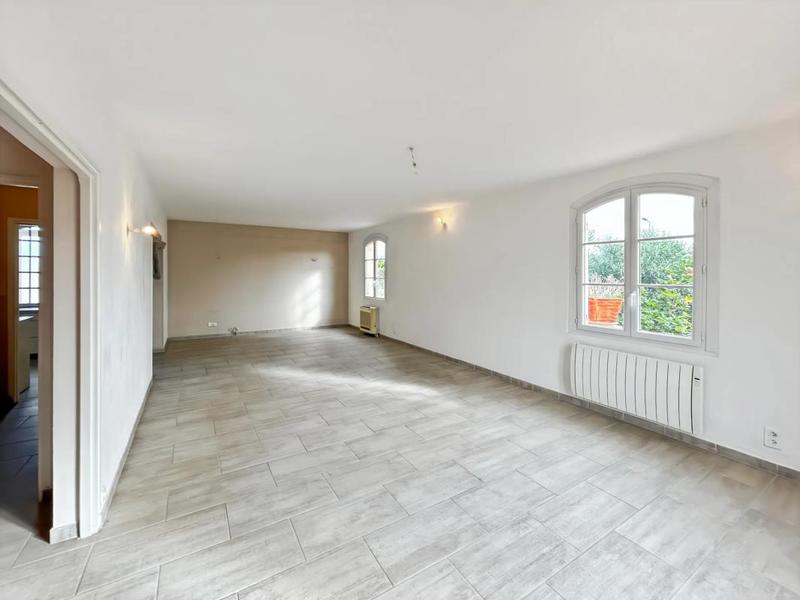 Maison - 165 m² - 6 pièces