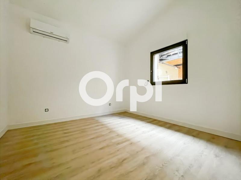 Loft - 68 m² - 3 pièces