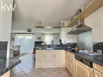 Maison - 84 m² - 4 pièces