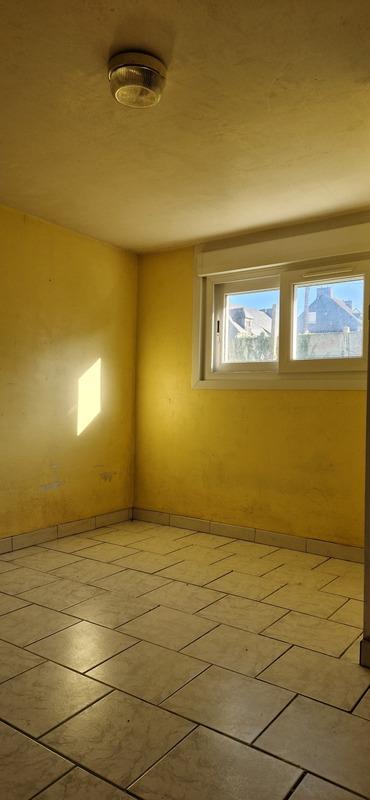 Maison - 96 m² - 6 pièces