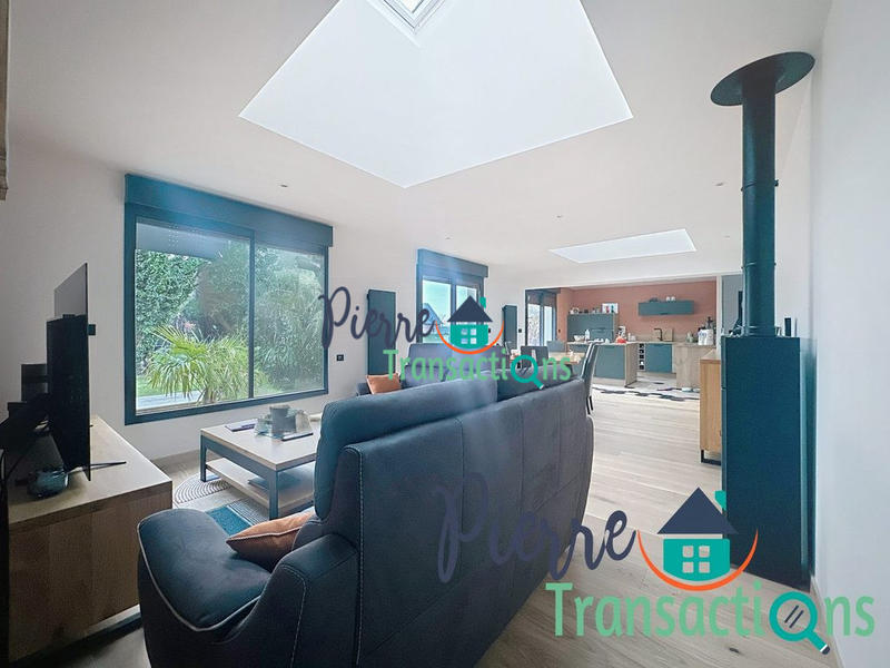 Maison - 105 m² - 4 pièces