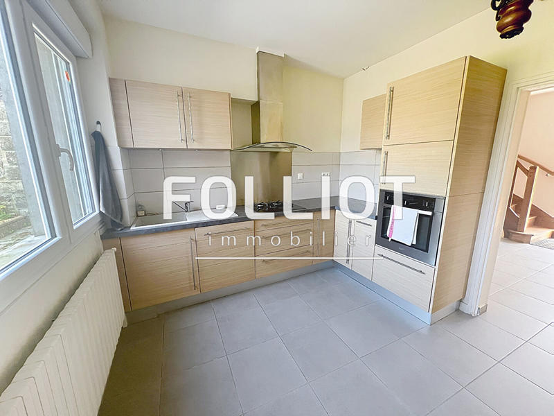 Maison - 112 m² - 7 pièces