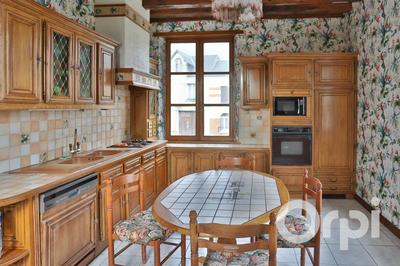 Maison - 182 m² - 7 pièces