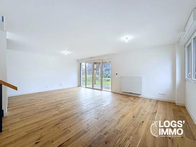 Maison - 83 m² - 4 pièces