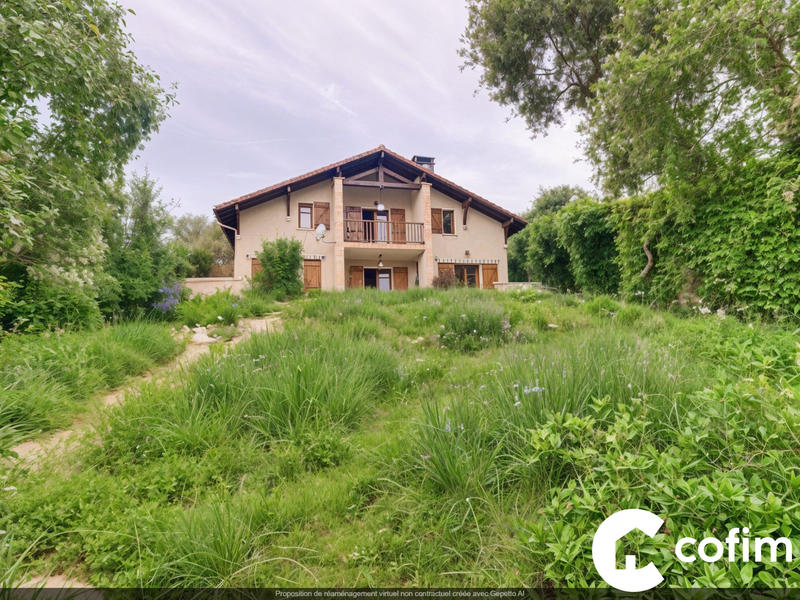 Maison traditionnelle - 176 m² - 7 pièces