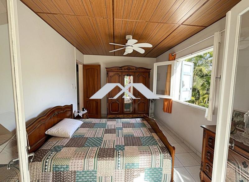 Maison - 122 m² - 4 pièces