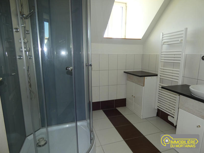 Maison - 220 m² - 7 pièces