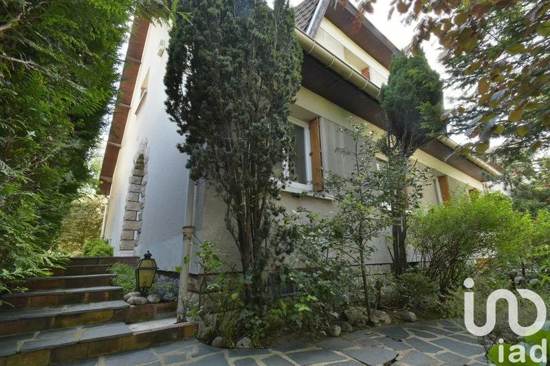 Maison - 171 m² - 7 pièces