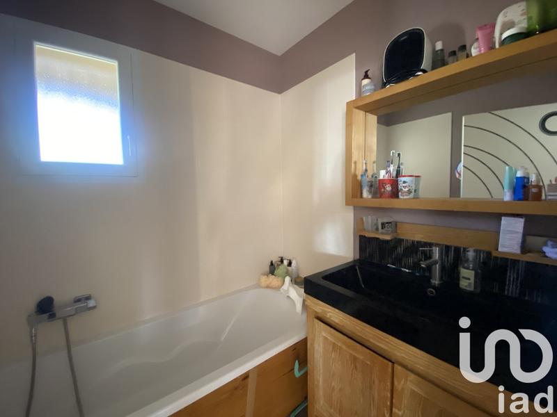 Maison - 104 m² - 4 pièces