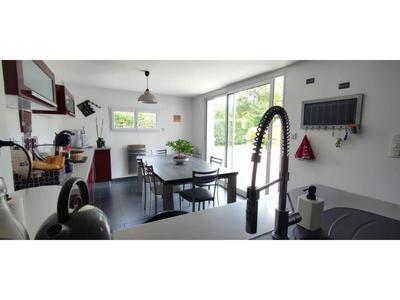 Maison - 122 m² - 6 pièces