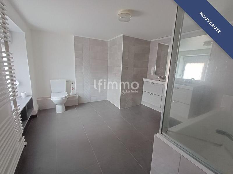 Immeuble - 241 m² - 11 pièces