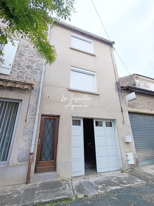 Maison - 248 m² - 8 pièces