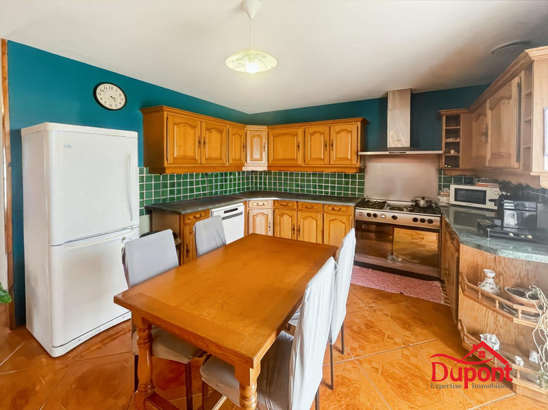 Maison traditionnelle - 168 m² - 7 pièces