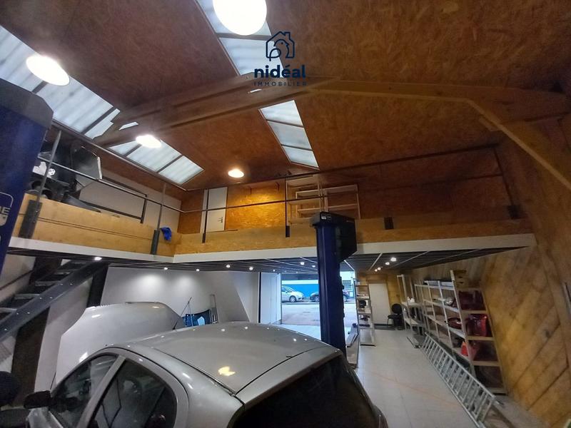 Local d'activités - 288 m² - 6 pièces