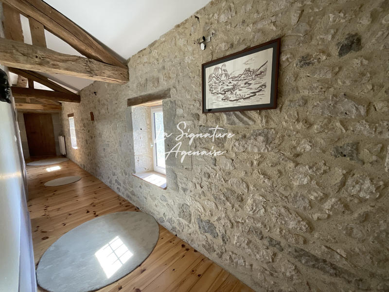 Maison - 344 m² - 8 pièces