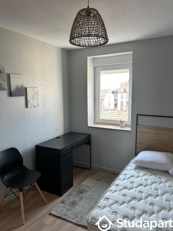 Chambre - 13 m² - 1 pièce
