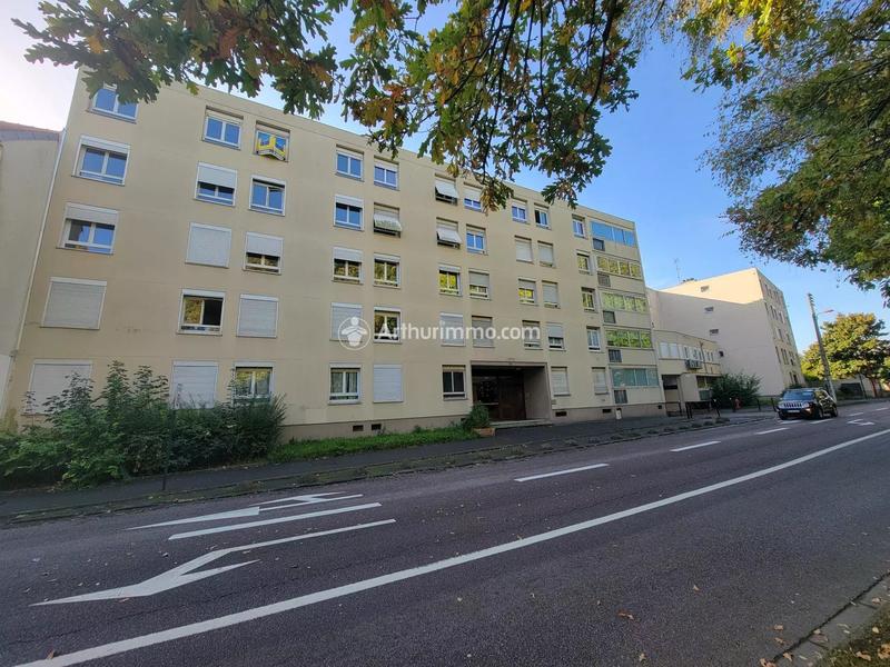 Appartement - 92 m² - 5 pièces