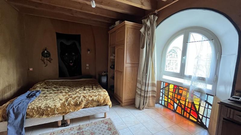 Propriété - 160 m² - 4 pièces