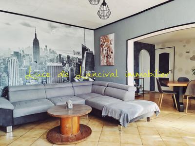 Maison - 104 m² - 6 pièces