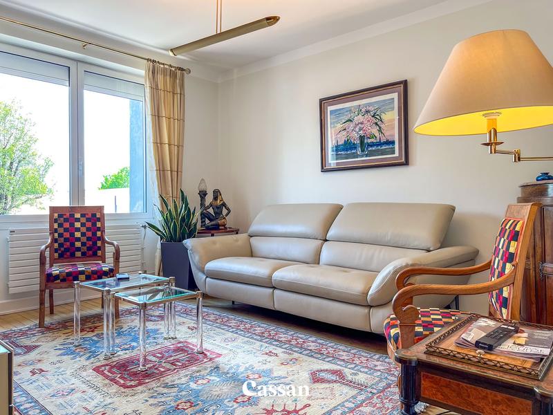 Maison contemporaine - 194 m² - 7 pièces